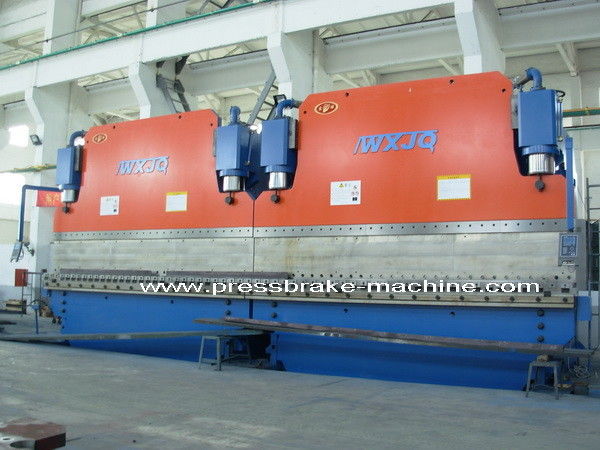 Mano pesante della lamiera sottile WE67K800T/7000 che piega la macchina in tandem idraulica del freno della stampa