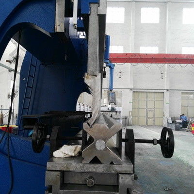 Freno di piegamento idraulico motorizzato elettrico 10 mm/s della lamiera sottile di CNC per palo leggero