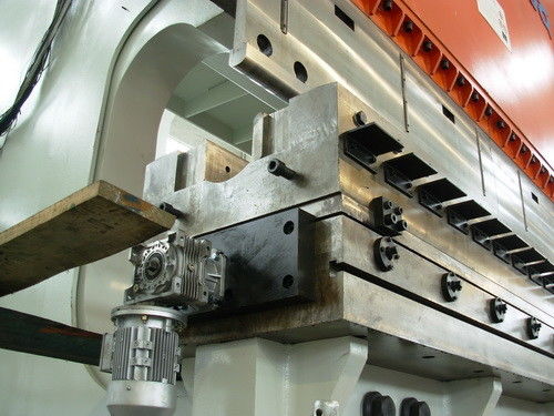 380V/50hz l'albero pesante elettrico Palo ha sincronizzato il freno in tandem di piegamento della stampa di CNC