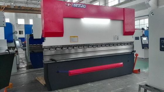 comprare Fabbrica 130 Ton Mechanical Press Machine For del freno della stampa di CNC che forma la lamina di metallo online manufacture