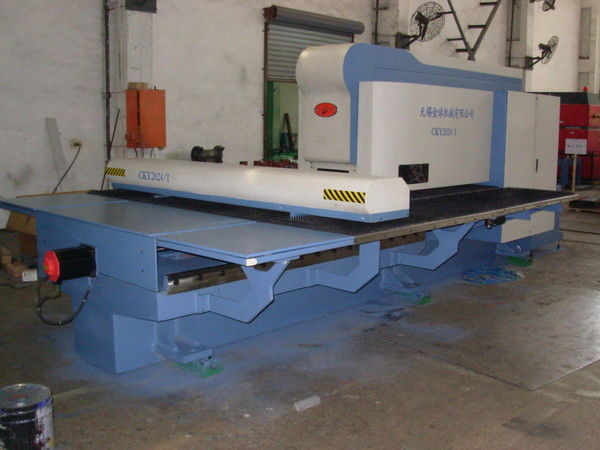 Industriale idraulico di CNC della macchina della perforazione di foro della lamiera sottile di alta precisione