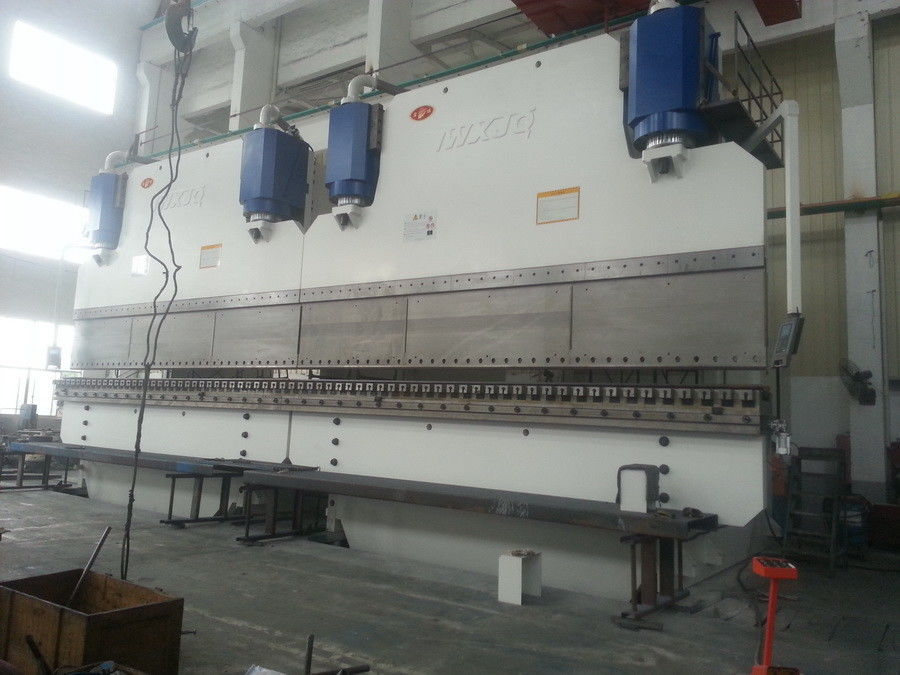 Freno in tandem automatico 415V della pressa idraulica di CNC/gradi di 50Hz 20 metri 30 - 180