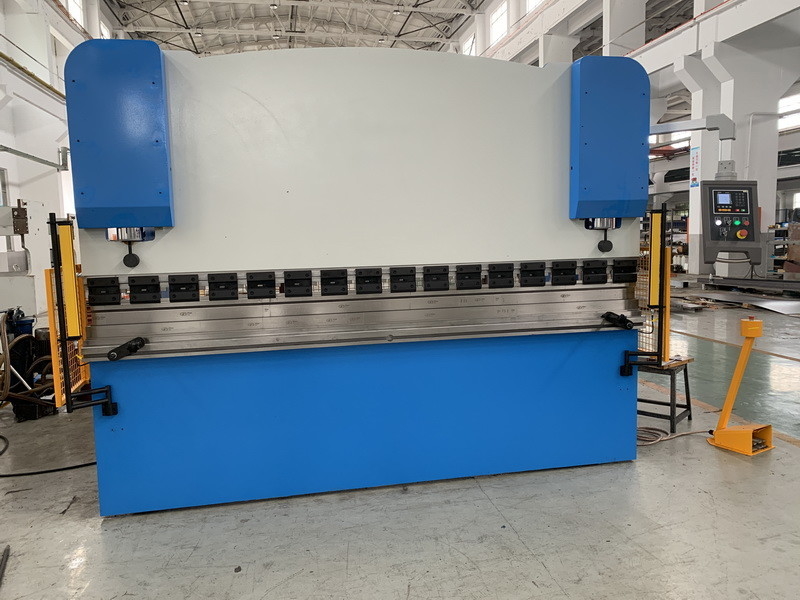 125T WE67Y Press hydraulic frenata capacità di piegatura 130T metallo lamiera macchina di formazione