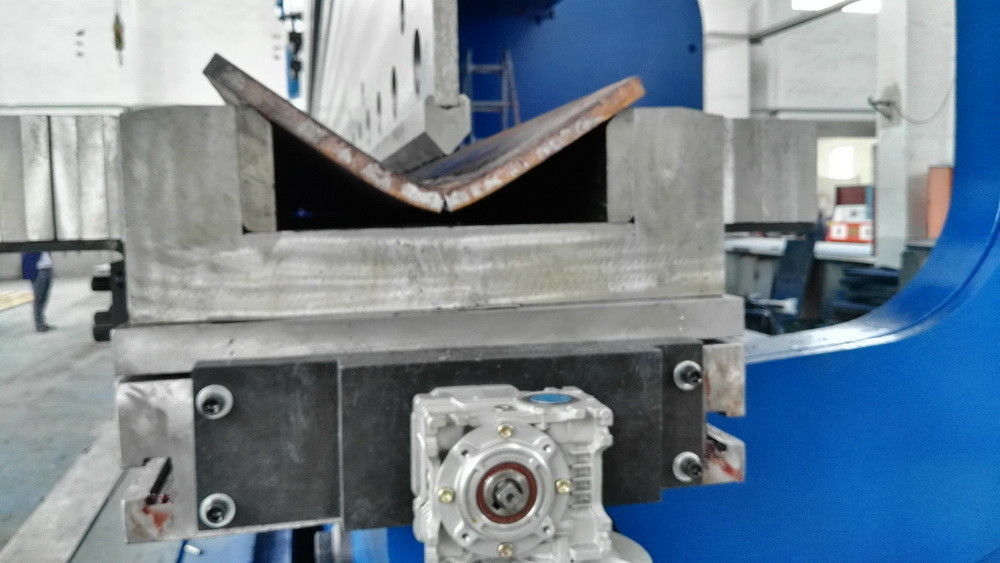 Freno di piegamento in tandem della stampa di CNC dell'azionamento idraulico per le applicazioni resistenti