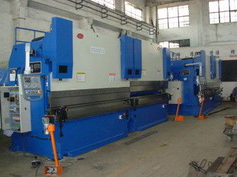 Fogli di metallo idraulico CNC Tandem Press Brake 70 M/Min Larghezza del tavolo 200 - 800Mm 12m