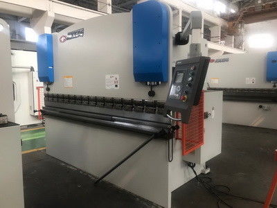 7.5KW motore di potenza lamiera di metallo di pressione freno con costruzione in acciaio