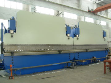 Fogli di metallo idraulico CNC Tandem Press Brake 70 M/Min Larghezza del tavolo 200 - 800Mm 12m